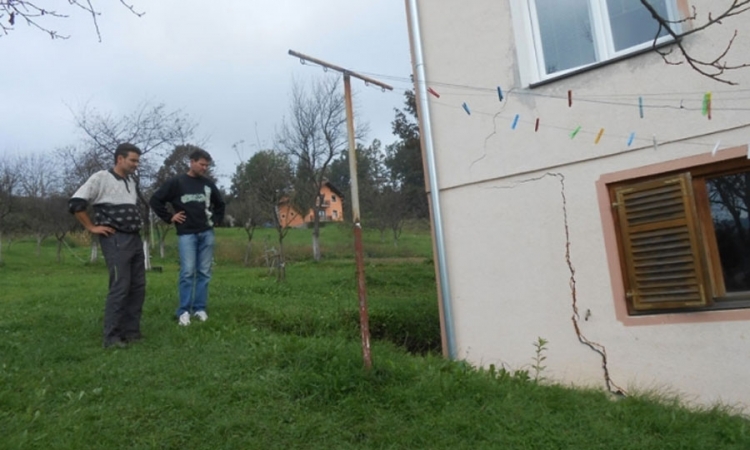 Klizište prijeti kući na Kočićevom vijencu