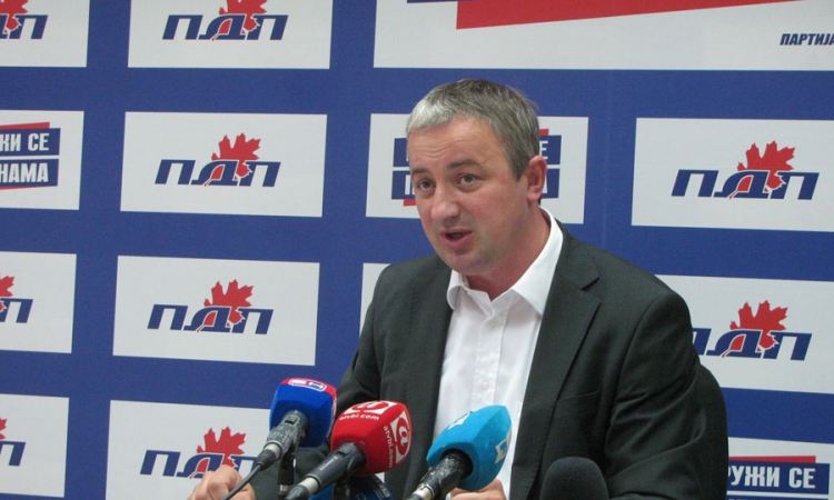 Borenović za zakonsko rješavanje podsticajne politike