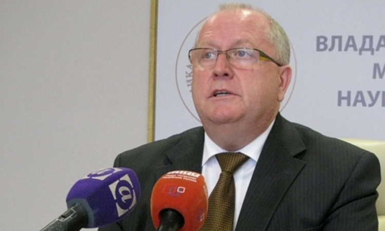    Komić: Stipendirali 1.436 studenata