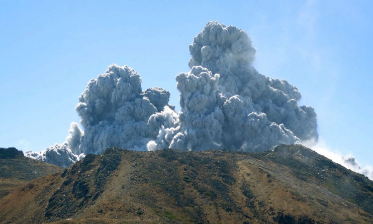 Japan: U erupciji vulkana sedam nestalih, 40 povrijeđenih