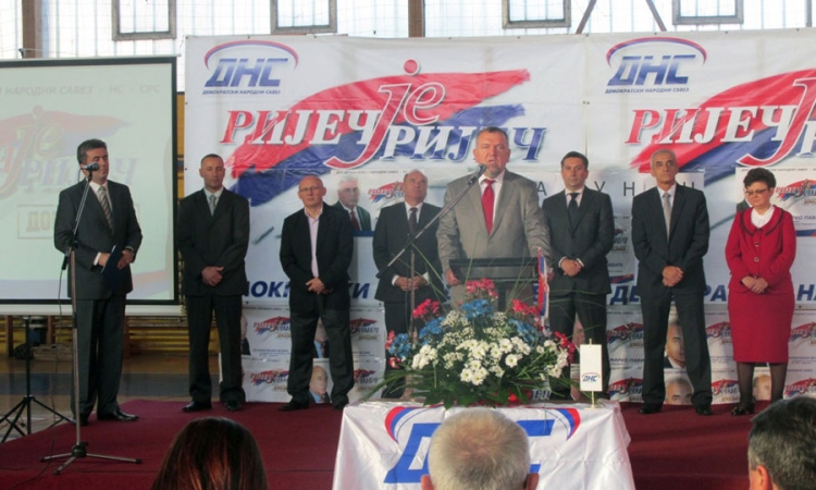 Cilj 12 poslanika i veće učešće u vlasti