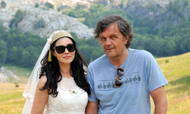 Kusturica pao sa magarca i završio u bolnici