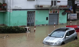 Bujica odnijela automobil s dvije sestre