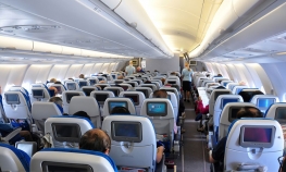 Avion izolovan zbog bolesnog putnika