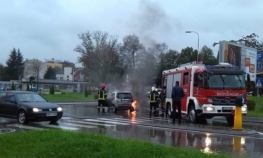 Zapalio se automobil kod Gradskog mosta u Banjaluci