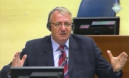  Šešelj pregledan, SRS najavljuje proteste u Hagu
