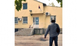 Molotovljevim koktelom na policiju u Nišu