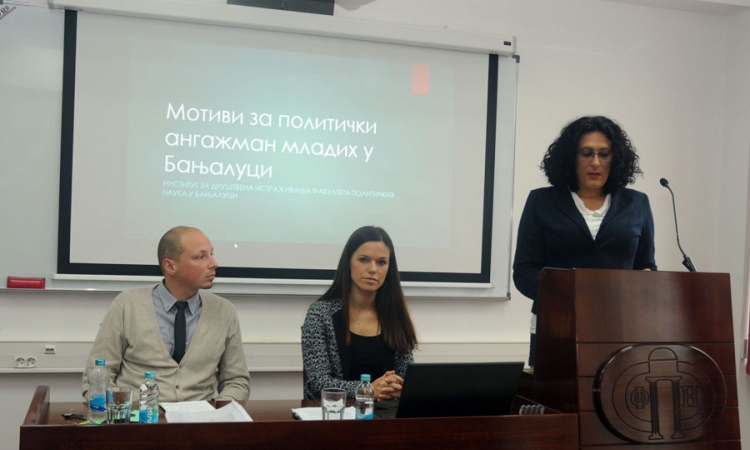 Mladi u politiku  ulaze zbog porodice