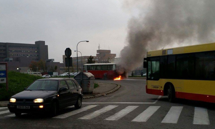 Zapalio se autobus u Banjaluci, nema povrijeđenih