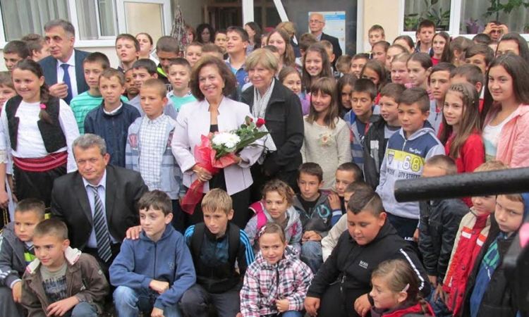 Mutabdžija i princeza Karađorđević u Bijeljini uručili pomoć za djecu