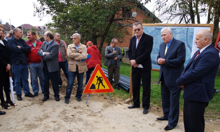 Počela izgradnja vodovoda u naselju Čarakovo kod Prijedora