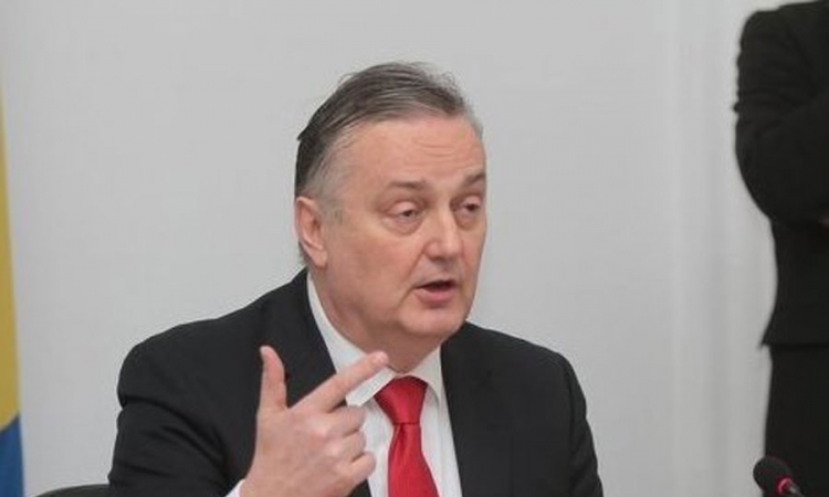 Lagumdžija: Pokažite  uplatnicu o donacijama