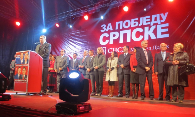 Dodik: Srbi da podrže manjine
