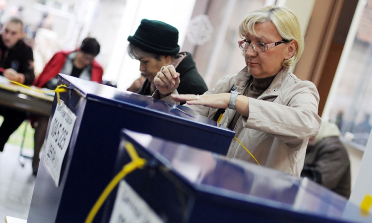 Austrijski "Standard": U FBiH pobjeđuje Komšić, u RS Dodik