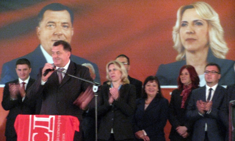 Dodik: SNSD je  garancija političke stabilnosti