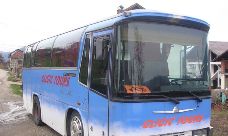 Ukrao autobus pa ga slupao