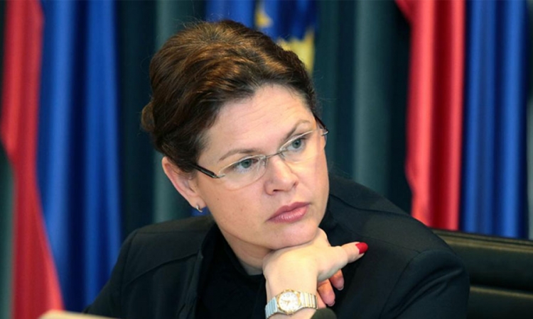 Bratušek povukla nominaciju