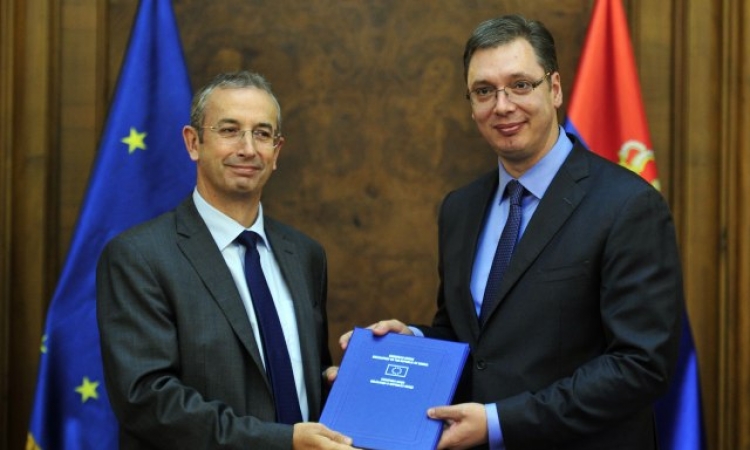 Davenport uručio izvještaj Vučiću