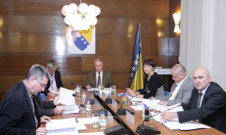CIK BiH: Nismo odgovorni što se na spisku nalaze umrli