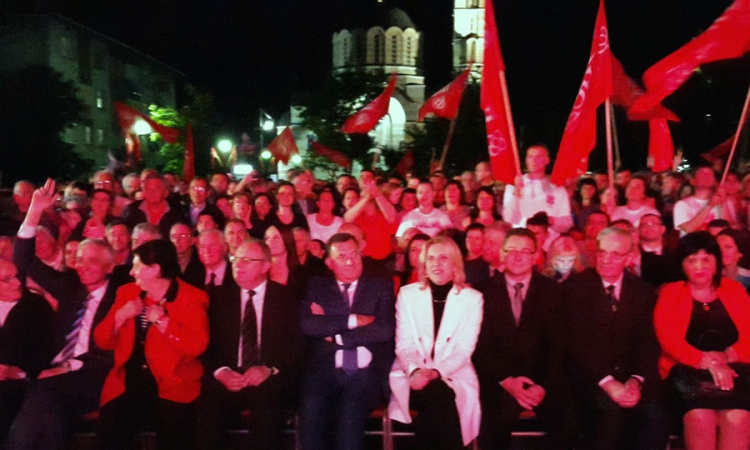 SNSD održao završnu tribinu u Tesliću