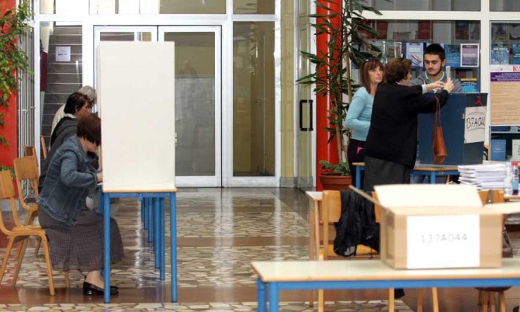 Na opšte izbore u BiH do 19 sati izašlo 50,10 odsto birača