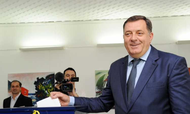 Dodik pobijedio