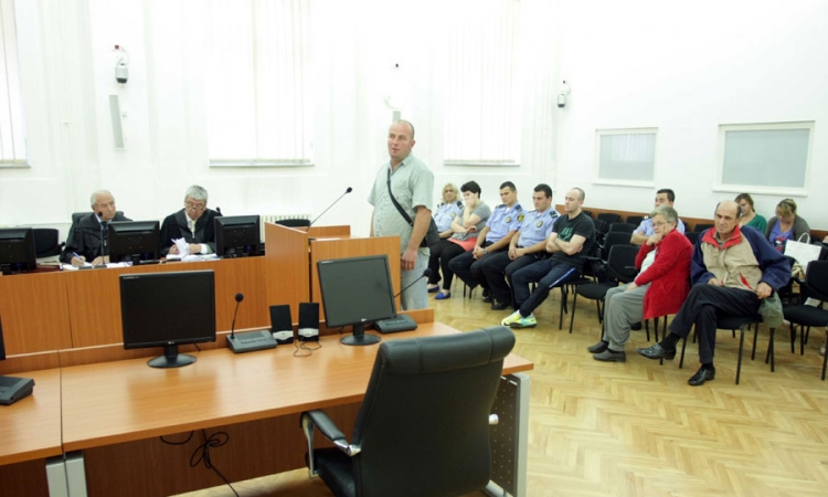 Umjesto ljubavi, dobijao batine