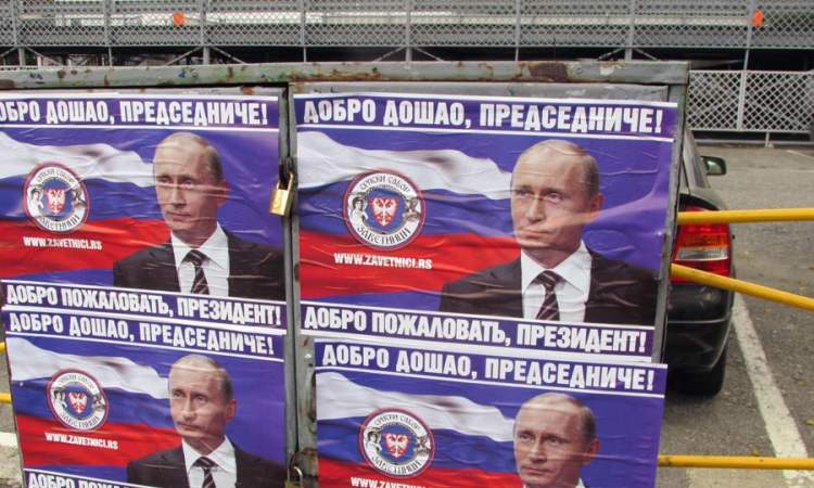 Plakati dobrodošlice Putinu