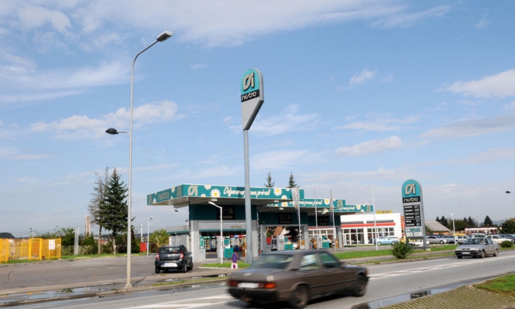 Naoružana četvorka ukrala 1.500 KM