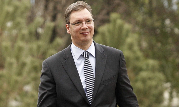 Vučić nepovrijeđen u sudaru