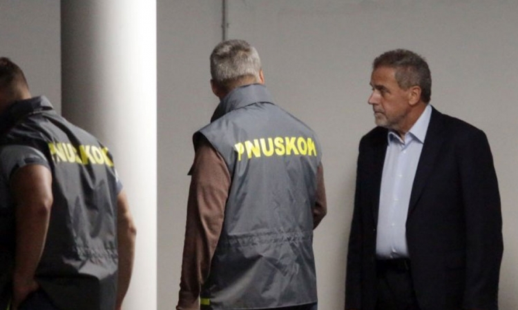 Slučaj Bandić: Ostavka, ili na funkciji do presude?