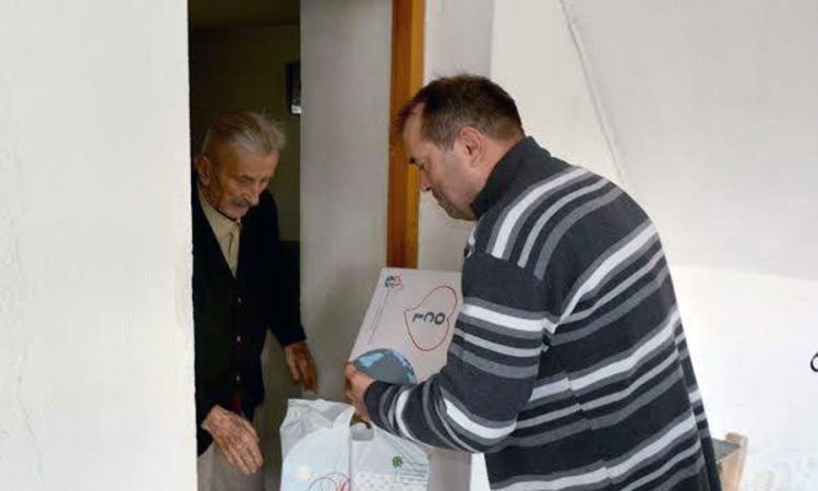 Mostarci pomažu bijeljinskim selima