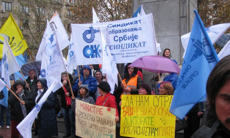Prosvjetari održali protest u Beogradu