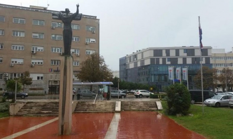  U Splitu oskrnavljena spomen-ploča Tuđmanu
