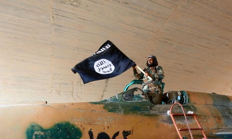 Uništena dva od tri aviona islamista