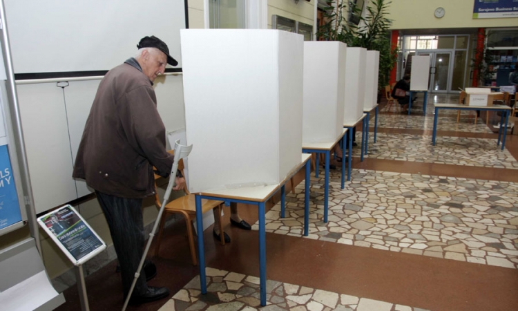 Broje glasove sa još 14 birališta