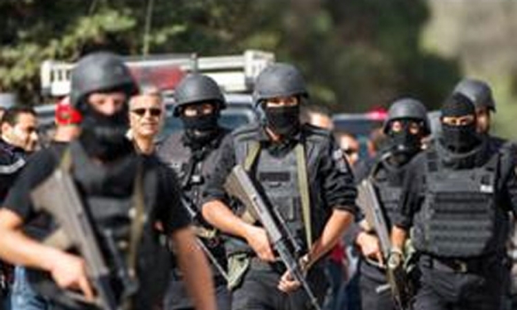 Tunis: Šestoro poginulih u sukobima islamista i policije