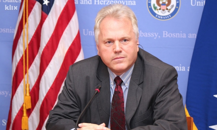 Hil: Što prije formirati vlast