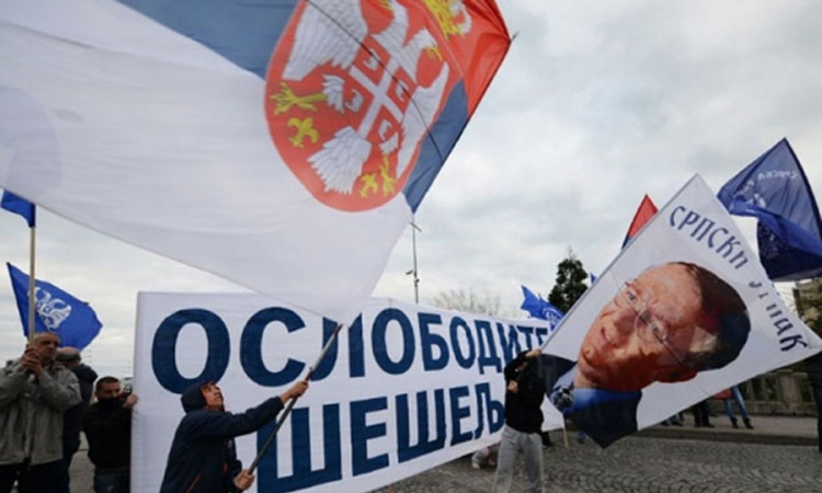 Radikali zbog Šešelja blokirali novosadske mostove