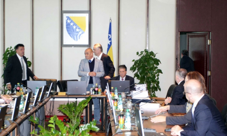 Otkazana sjednica zbog nedolaska ministara iz SDP-a