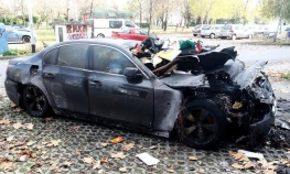 BMW izgorio ispred kuće šefova mafije