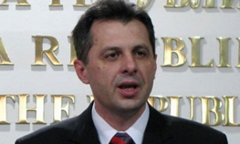 Radojičić: Mora postojati ustavni osnov za uknjižbu imovine