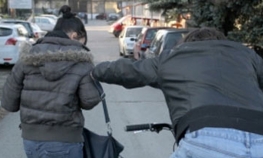 Maloljetnici od Banjalučanke ukrali pare, pa kupili garderobu