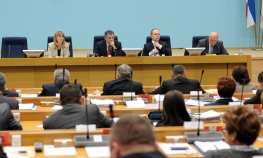 Poslaničke mandate vratilo 13 kandidata
