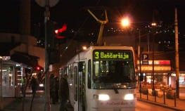 Pijani mladići napali i posjekli putnike u sarajevskom tramvaju