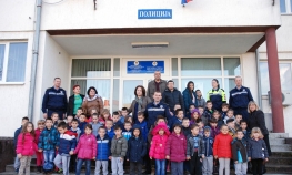 Mališani posjetili policiju