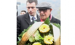 Meron položio vijenac u logoru Čelebići 