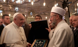 Papa posjetio Plavu džamiju u Istanbulu