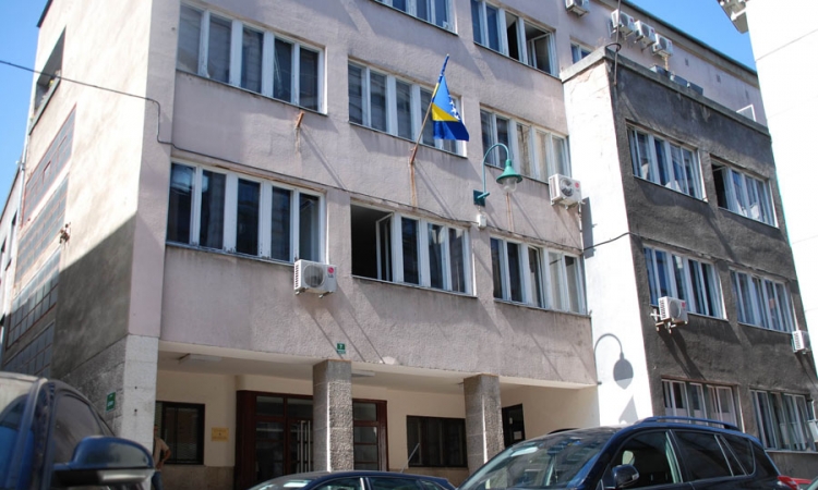 CIK leti i nakon izbora
