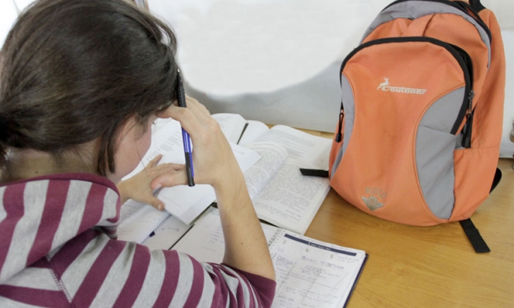 Uče programiranje koje se više ne koristi